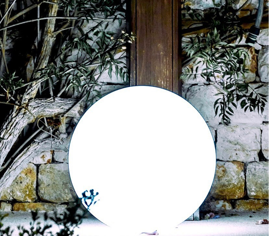 Lampe connectée d'extérieur BALL SMART AND GREEN
Smart Outdoor Lamp BALL SMART AND GREEN